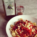 pasta met blokjes kaas