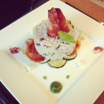 risotto met courgette, bacon en basilicum